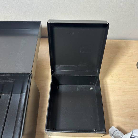 Vintage Globe-Weis Nesting Metal Storage File Boxes and Index Card Set (3) - Picture 7 of 11